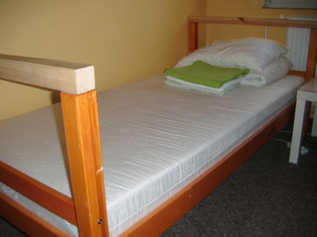 Old Town Hostel Гданск Стая снимка